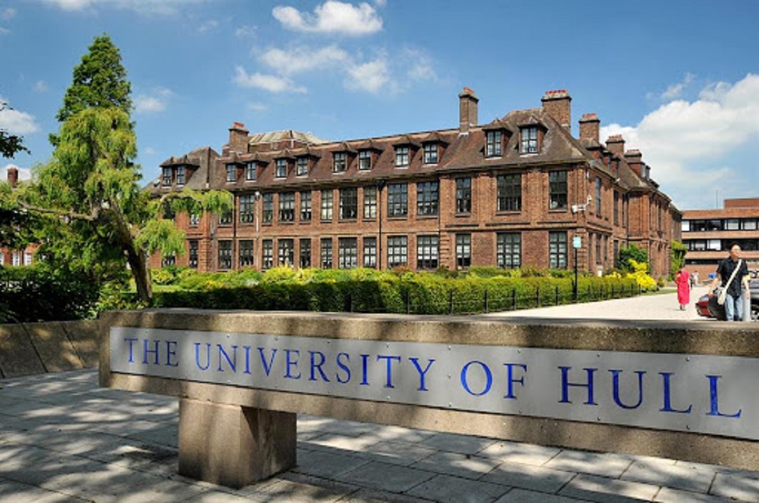 University of Hull Alumni Postgraduate Scholarship for Progressive Undergraduate Students, UK 2024/2025